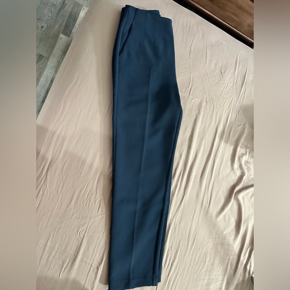 Dynamite pants in Size XS - Picture 2 of 8